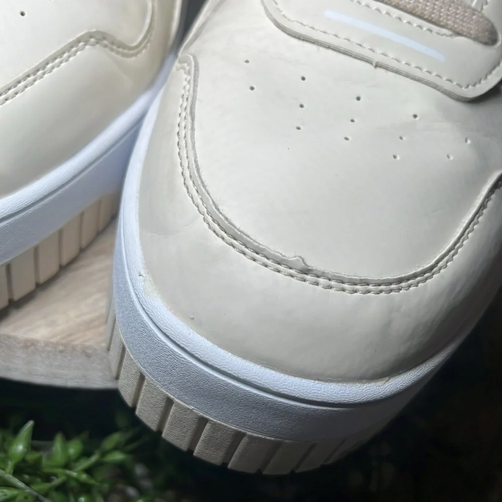 PUMA Carina Street Better Platform Sneakers Cream & White Casual‎ Comfy Leather